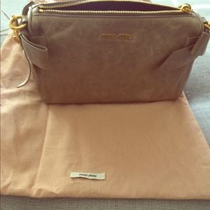 Mui Mui Vitelllo small bow shoulder bag